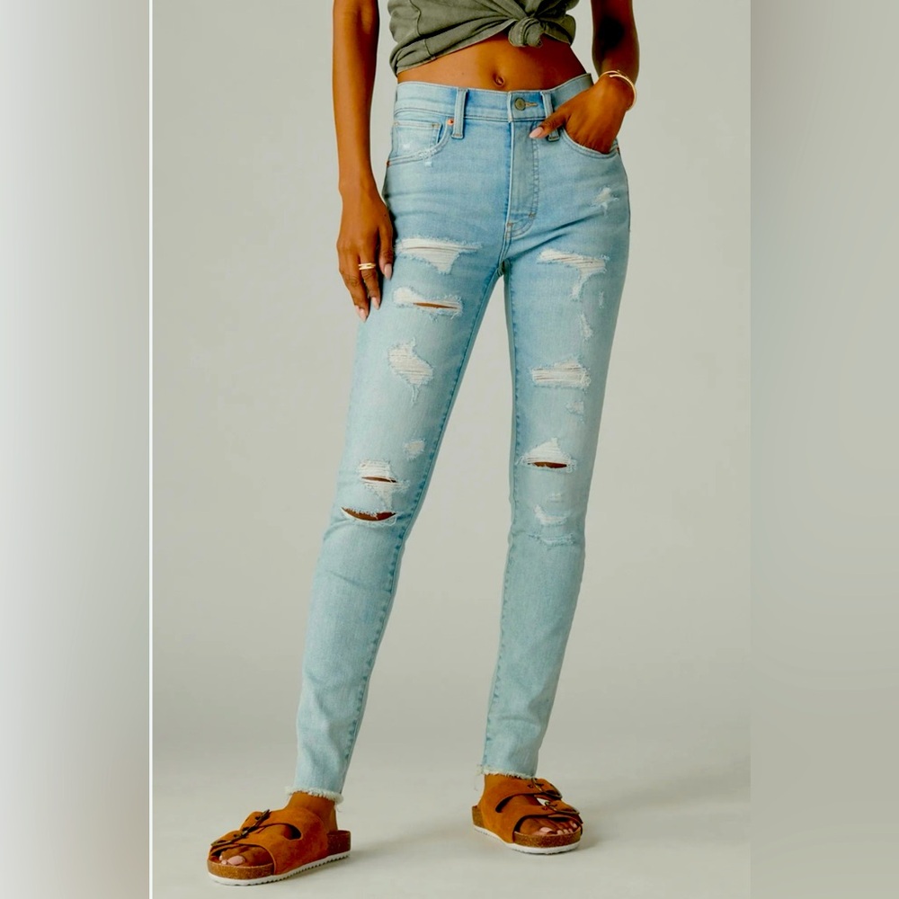 Universal Thread Medium Blue Ripped Skinny Jeans - Picture 1 of 7